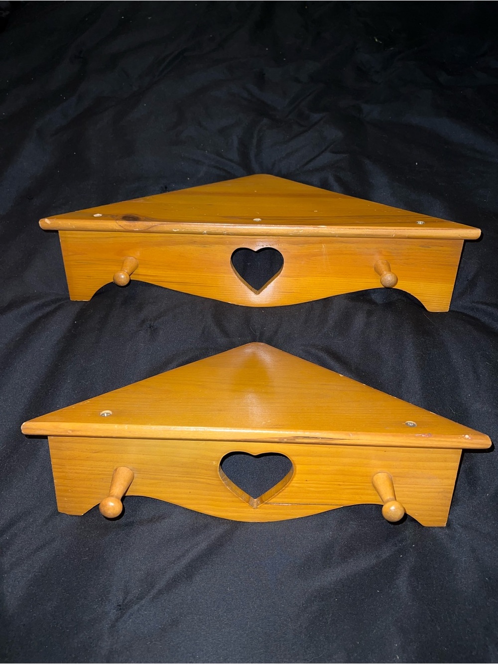 Vintage Heart Corner Shelf Set